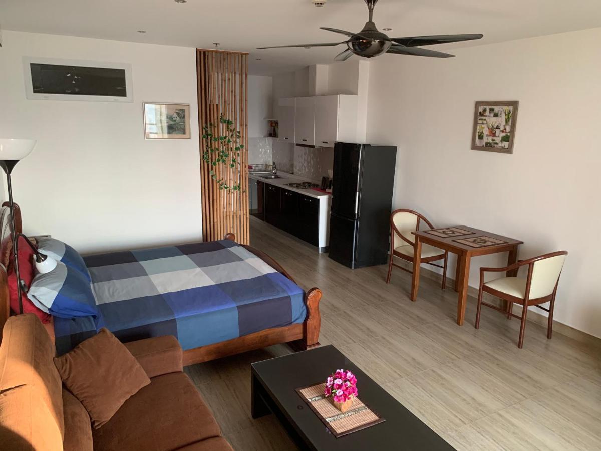 View Talay 5D Golf Pattaya Exterior foto